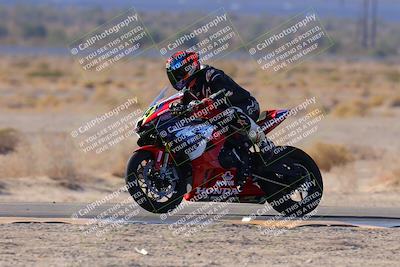 media/Dec-17-2023-CVMA (Sun) [[bf0c04832d]]/Race 2 Amateur Supersport Open/